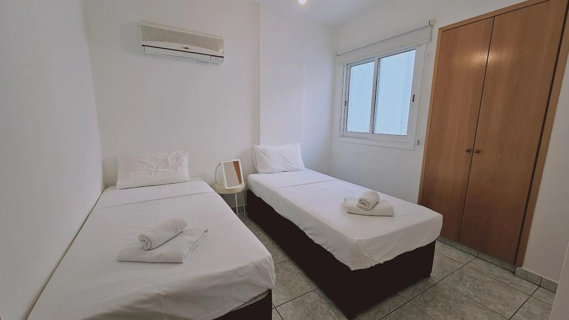 Stay Miracle Apartment Λάρνακα