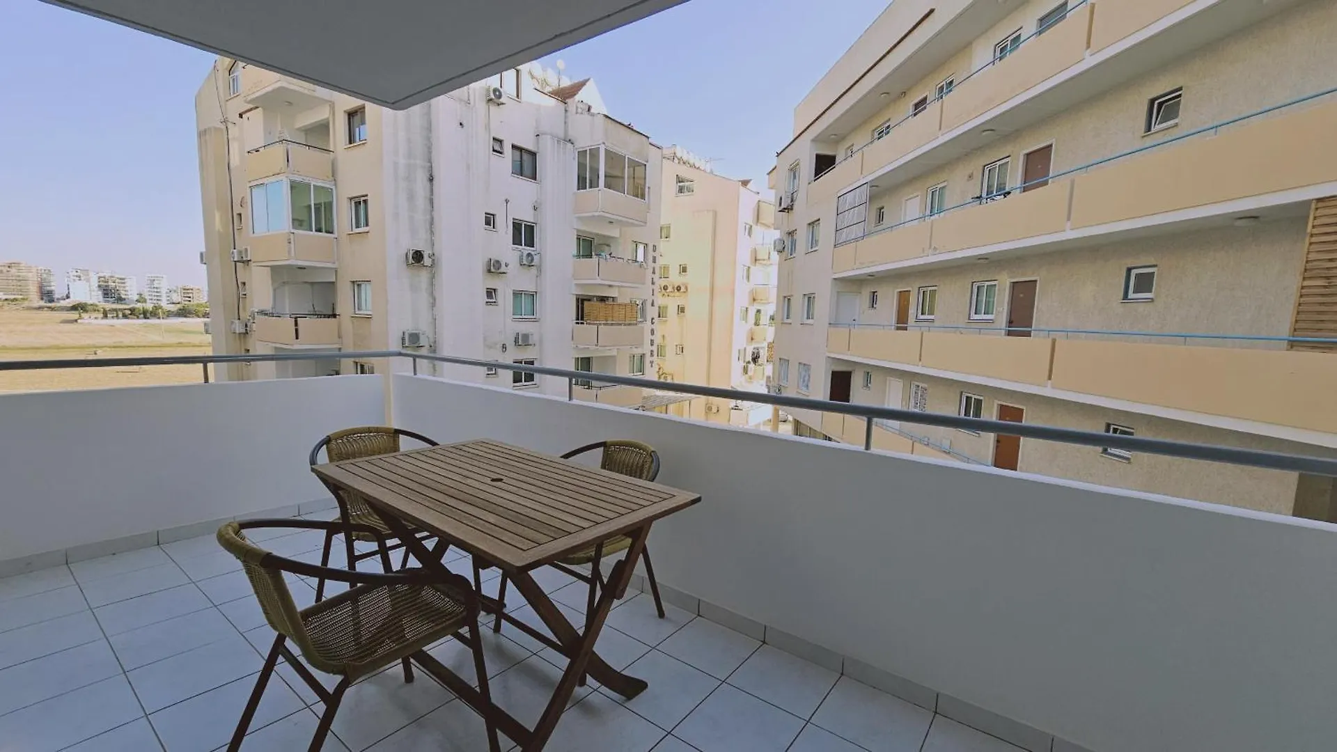 Stay Miracle Apartment Λάρνακα 0*,  Κύπρος