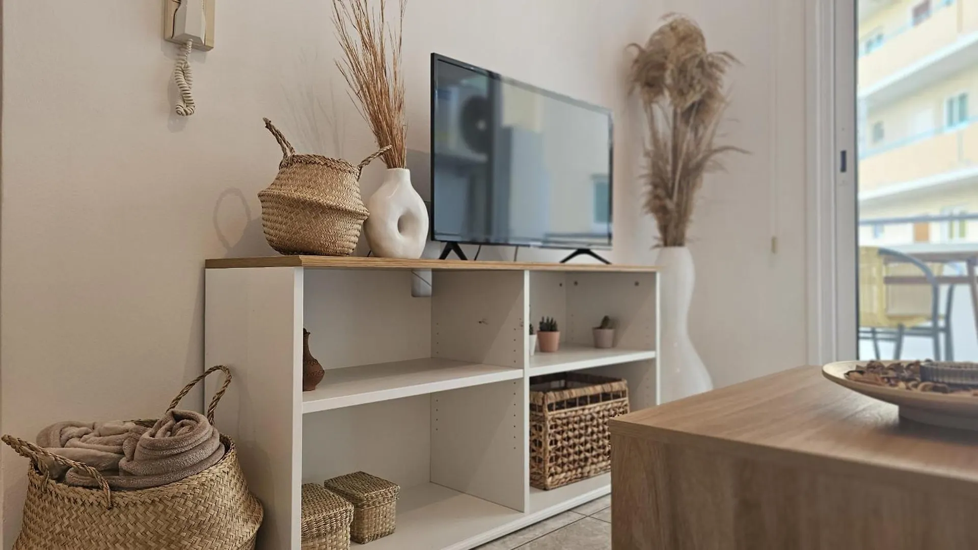 Stay Miracle Apartment Λάρνακα